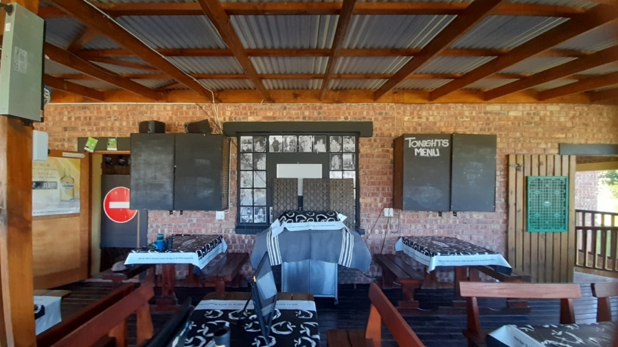 Commercial Property for Sale in Paradise Beach Eastern Cape